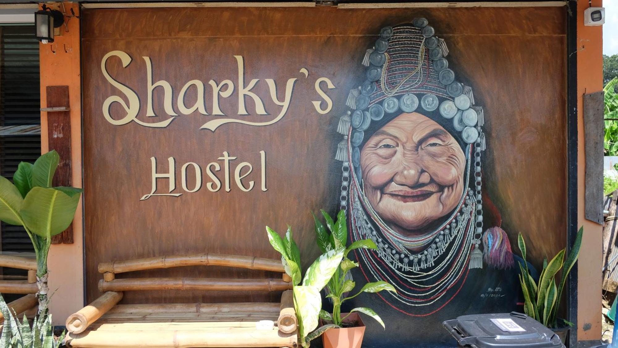 Sharky'S Hostel Пай Экстерьер фото