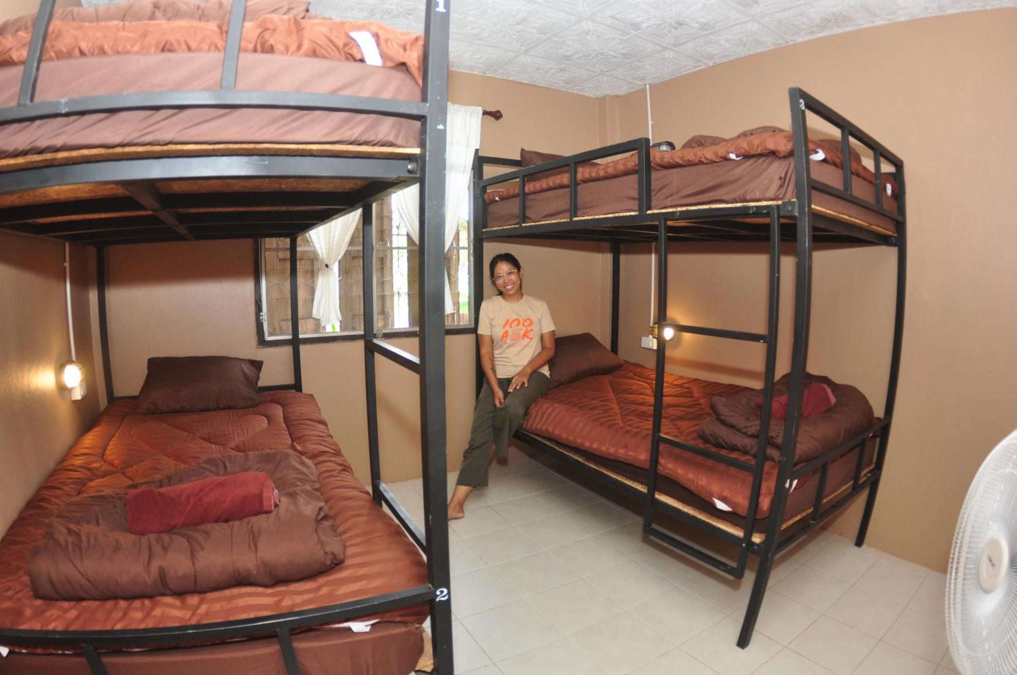 Sharky'S Hostel Пай Экстерьер фото